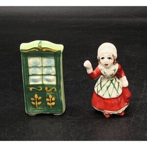 Bridge Miniature Old Mother Hubbard Cupboard Bone China Figurine Japan